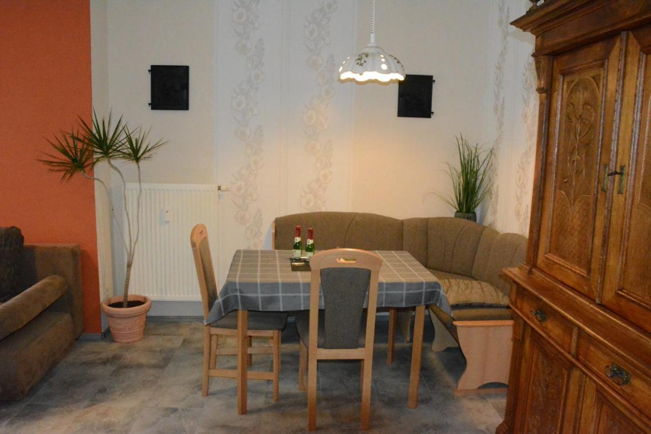 Ferienwohnung Goethe Bernkastel-Kues Esterno foto
